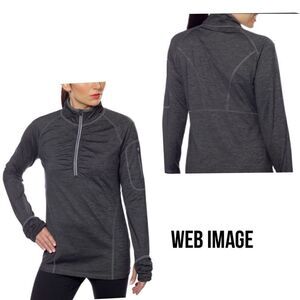 Kirkland Active1/4 Zip Ruffled Pullover size M